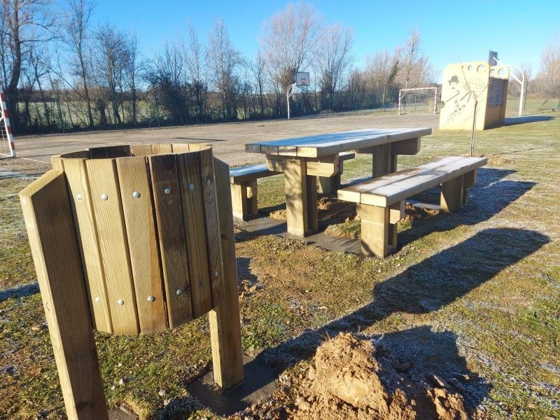 CONJUNTO NATURA+PAPELERA GOLF